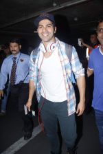 Varun Dhawan with Dilwale team return from Bulgaria in Mumbai Airport on 1st July 2015